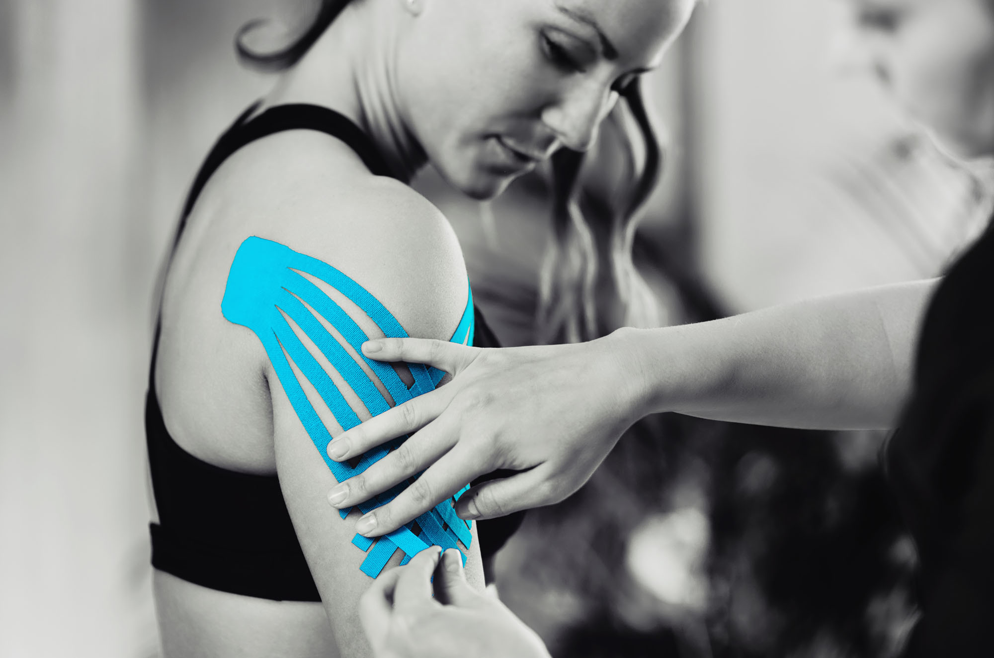 kinesio-tape an der schulter